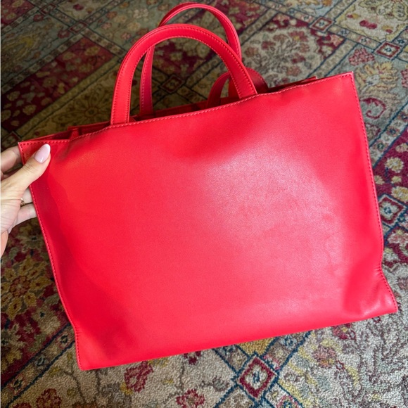 Telfar Red Medium Shopper - Picture 4 of 4